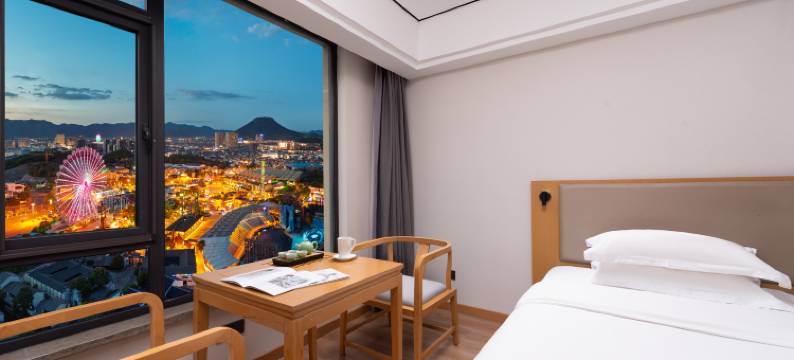 铂逸梦秦酒店(横店梦幻谷店)图片