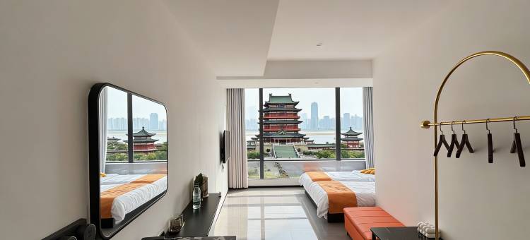 静禾Homestay|高阁临江(南昌滕王阁旅游区万寿宫地铁站店)图片