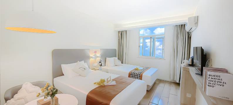 逸庭酒店(深圳宝安大道西乡地铁站店)图片