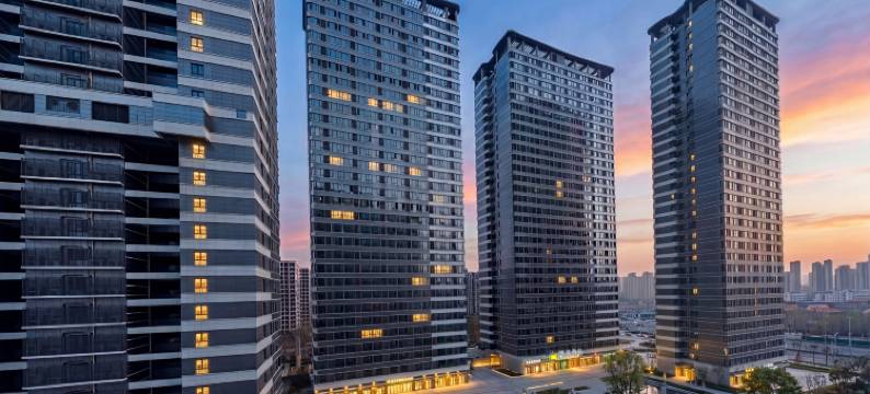 潮漫酒店(郑州高铁东站蜜雪冰城总部店)图片