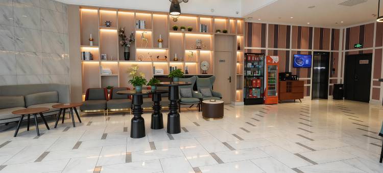 白玉兰酒店(衡水湖冀州中学店)图片
