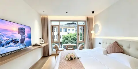 淨山•遇舍丨設計師民宿(梵淨山景區東門店)