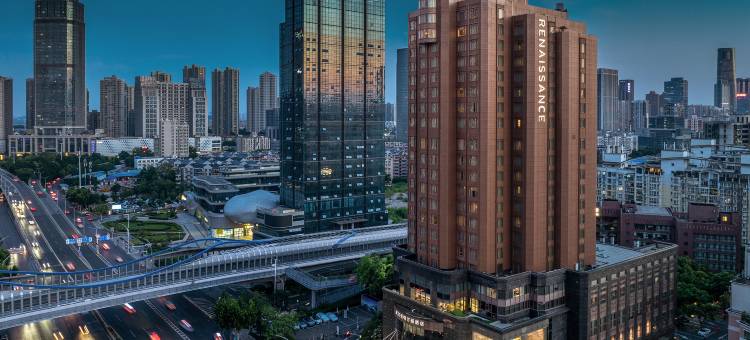 武汉光明万丽酒店图片