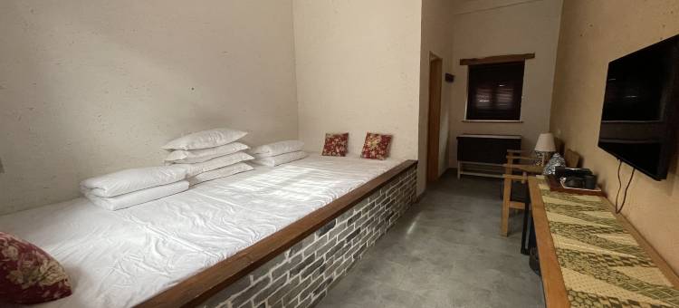 蓝田白鹿原影视城王府客栈图片