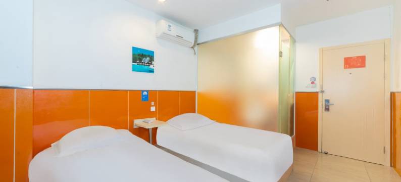 百时特酒店(福州上下杭达道地铁站店)图片