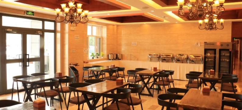 喀纳斯金泰度假酒店图片