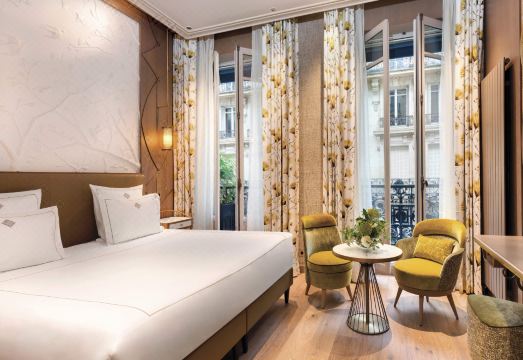 La Demeure MontaigneHotel Overview