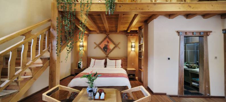 香格里拉松赞林藏地圣莲藏式庭院酒店图片