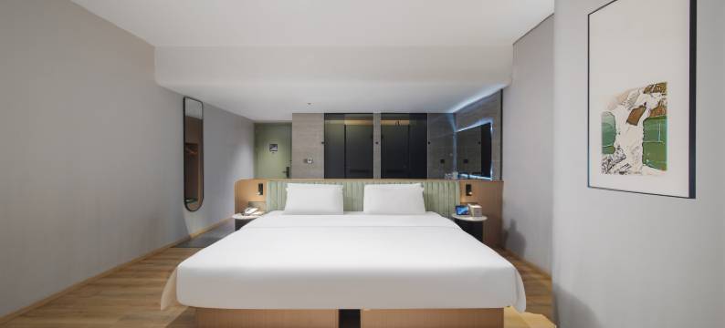 欢期酒店(武汉江汉路步行街吉庆街店)图片