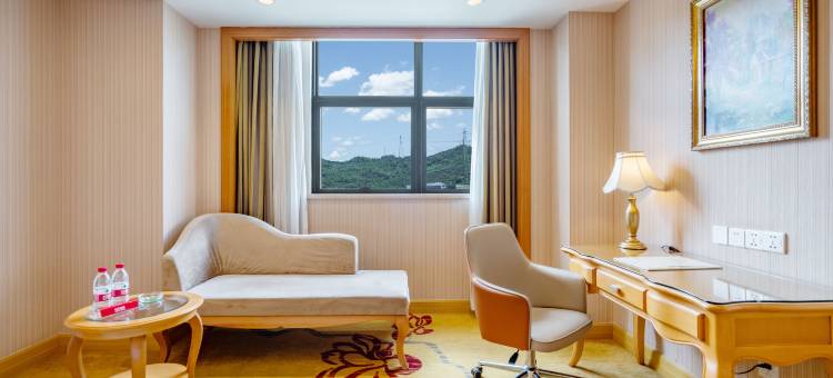 维也纳国际酒店(深圳光明光侨路田寮店)图片