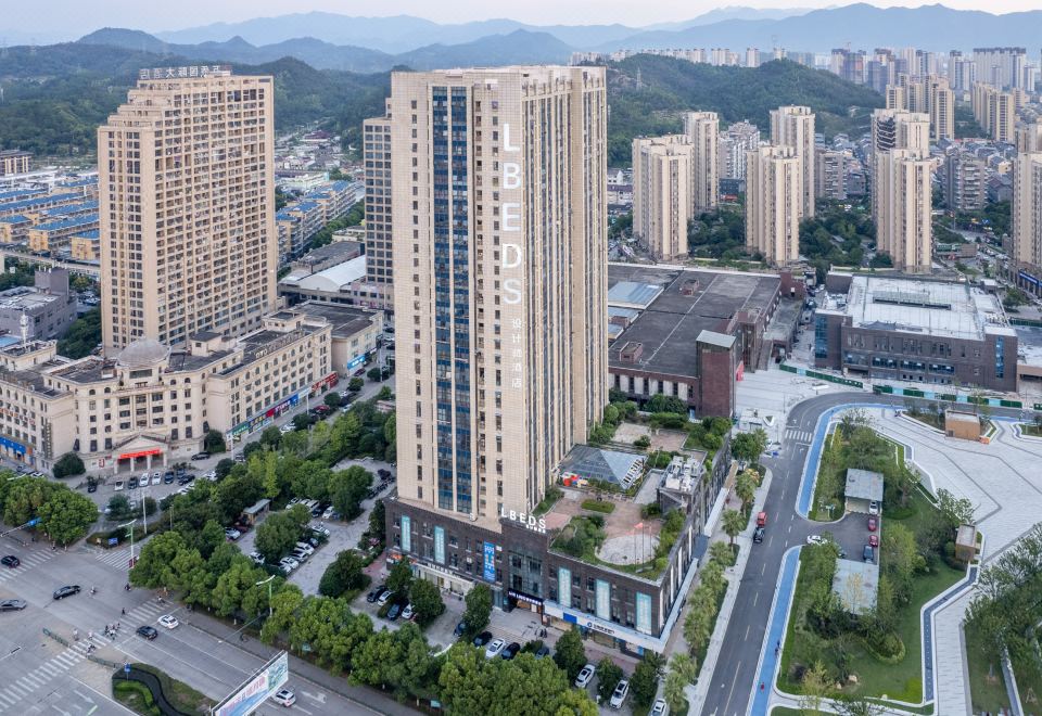 LBED设计师S酒店(丽水水阁国际汽车城店)外景图