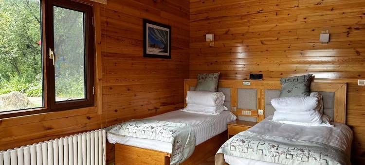 伊春峰岩山寨图片