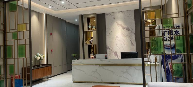 宁都伯曼酒店图片