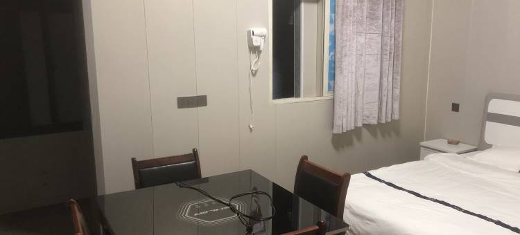 巷往民宿(五环大道地铁站店)图片