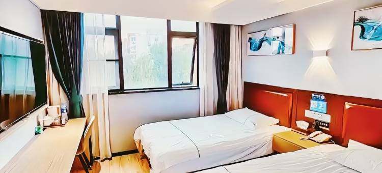 轻住·轻奢精品酒店(上海大学宝山校区店)图片