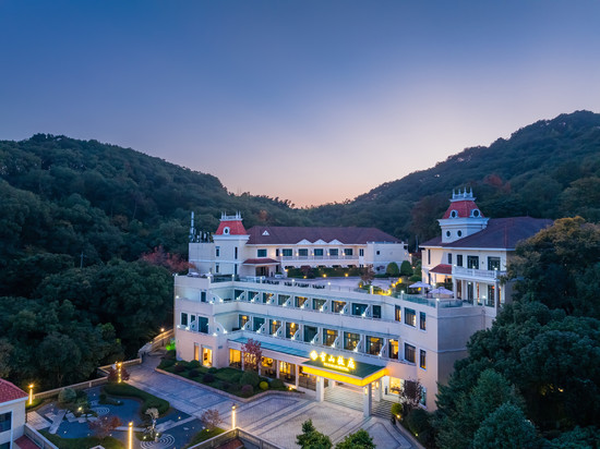 温州首旅南苑雪山饭店(温州动物园店)
