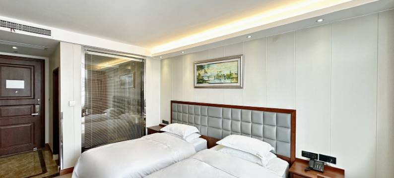 启东吕四港大酒店图片