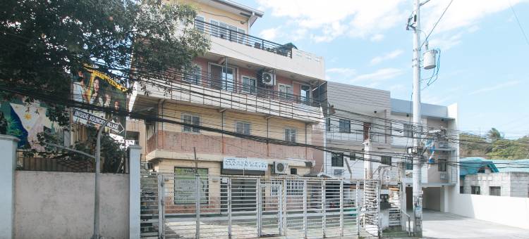 RedDoorz @ Moss Hotel Guevarra Dasmarinas图片