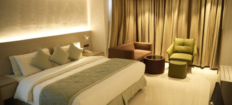 湖畔高镜酒店(Lakeshore Heights)图片