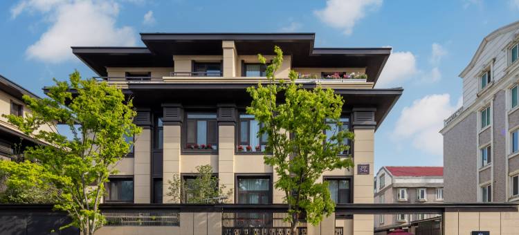 花筑·威海爱丽丝民宿(海上公园店)图片