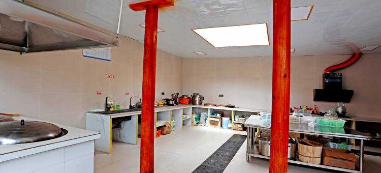 丹巴丹路燃道民宿(中路藏寨景区店)图片