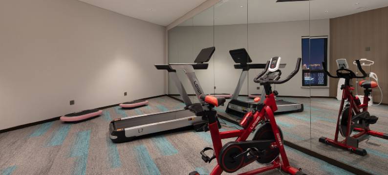 阜阳茉莉·月亮湾酒店(颍州里二里井夜市市中心店)图片