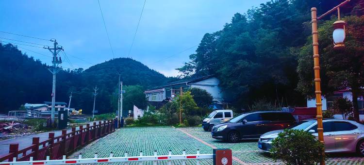 白鹊山居图片