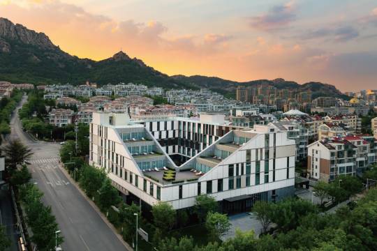 青島福樓安可傲途格精選酒店