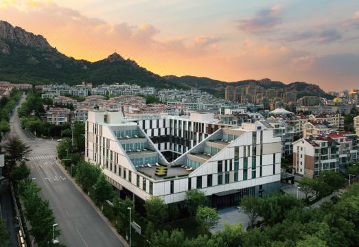 青岛福楼安可傲途格精选酒店外景图