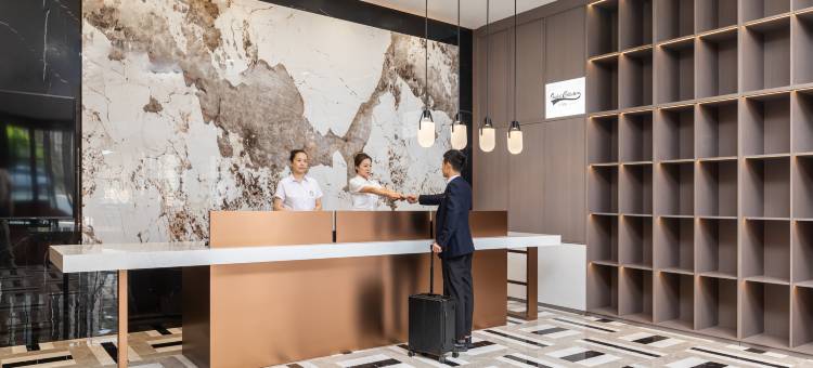 白玉兰酒店(大连机场店)图片