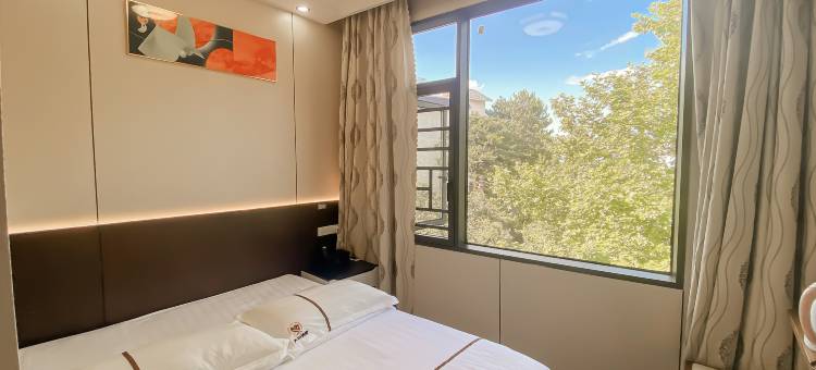 九宫山天宫酒楼(云中湖店)图片