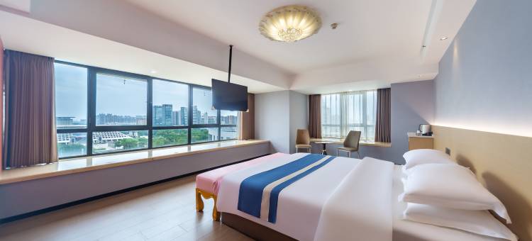 轻途酒店(万达广场安阳博物馆店)图片