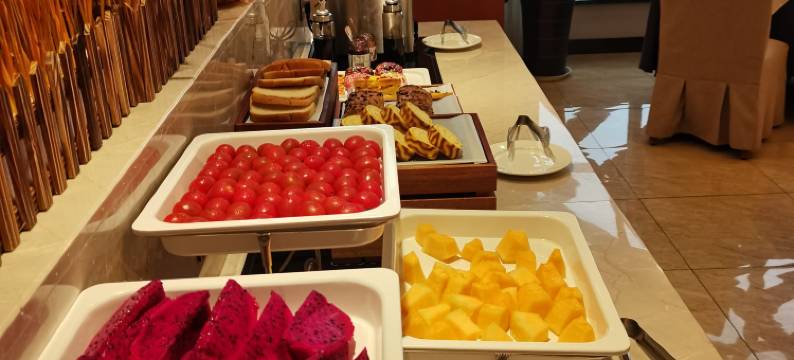 成都殷皇假日酒店(蜀新天街郫筒地铁站店)图片