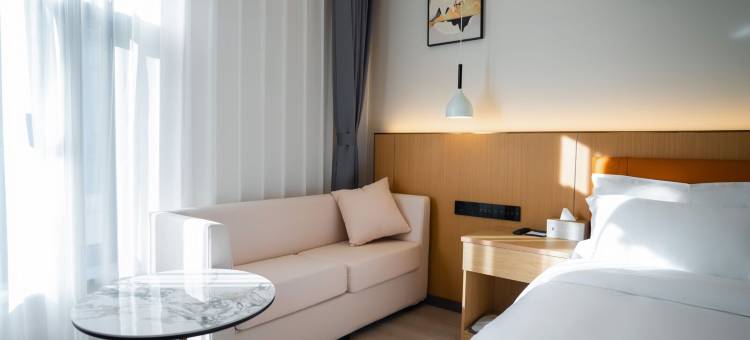 万高酒店(威海荣成石岛凤凰湖店)图片