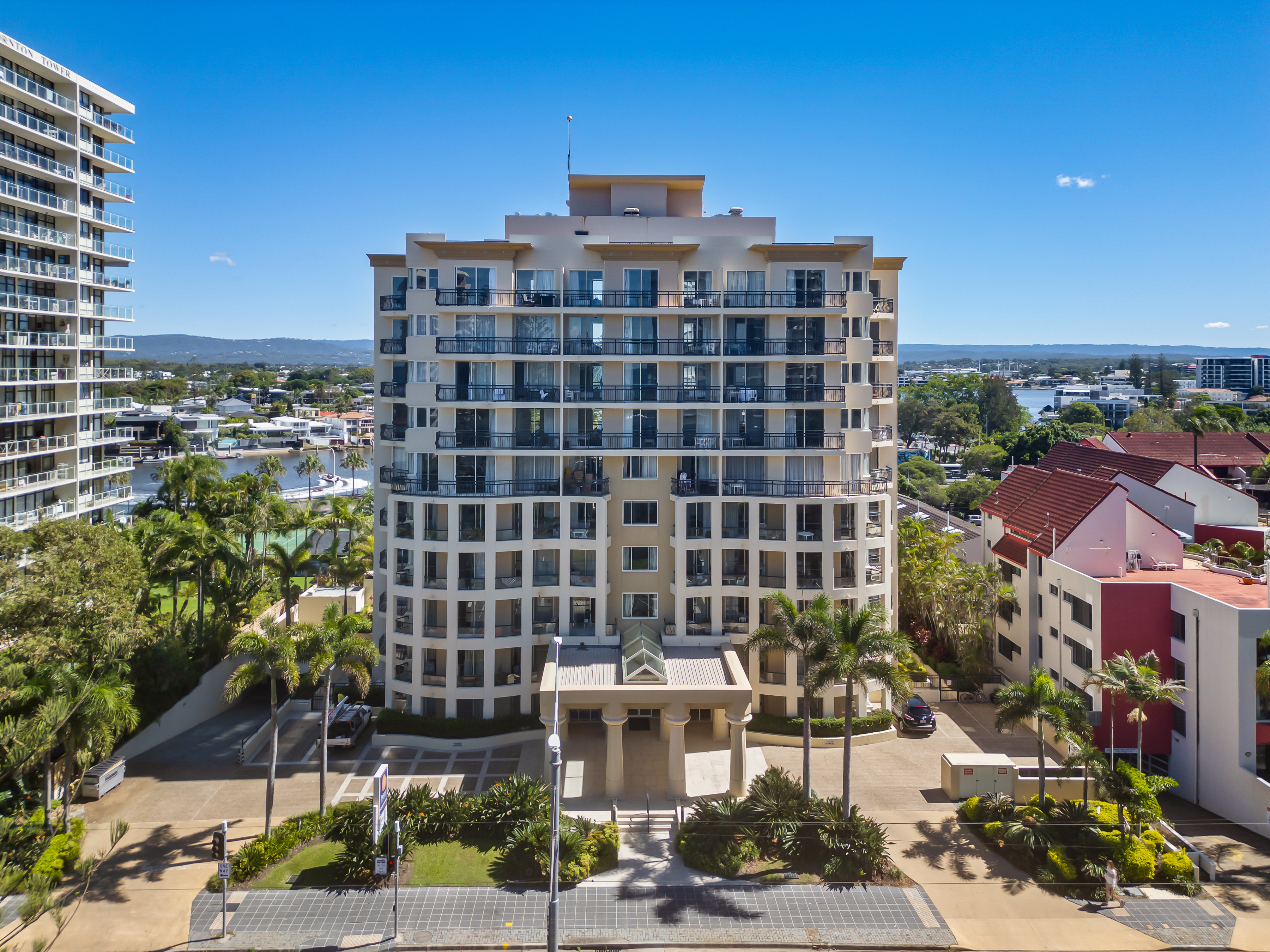 Palazzo Colonnades Over view