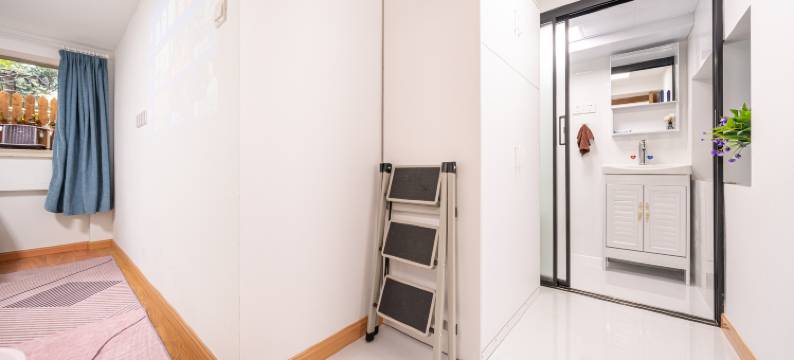 Andy家居家民宿(南京西路店)图片