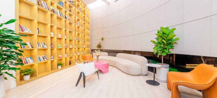 新乡来旺达轻居酒店(DL胖东来·大胖店)图片