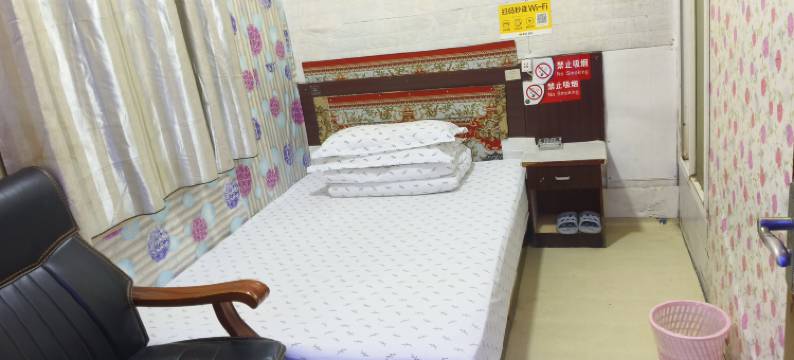 世兴出租屋(武汉循礼门轻轨店)图片