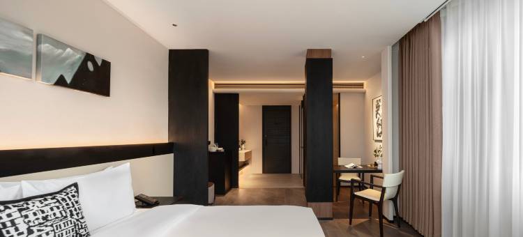 阅曼湖畔酒店(嘉陵南湖凯旋广场店)图片