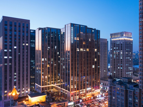 悦栖云尚轻奢民宿(沈阳奥体中心浑河外滩市集店)