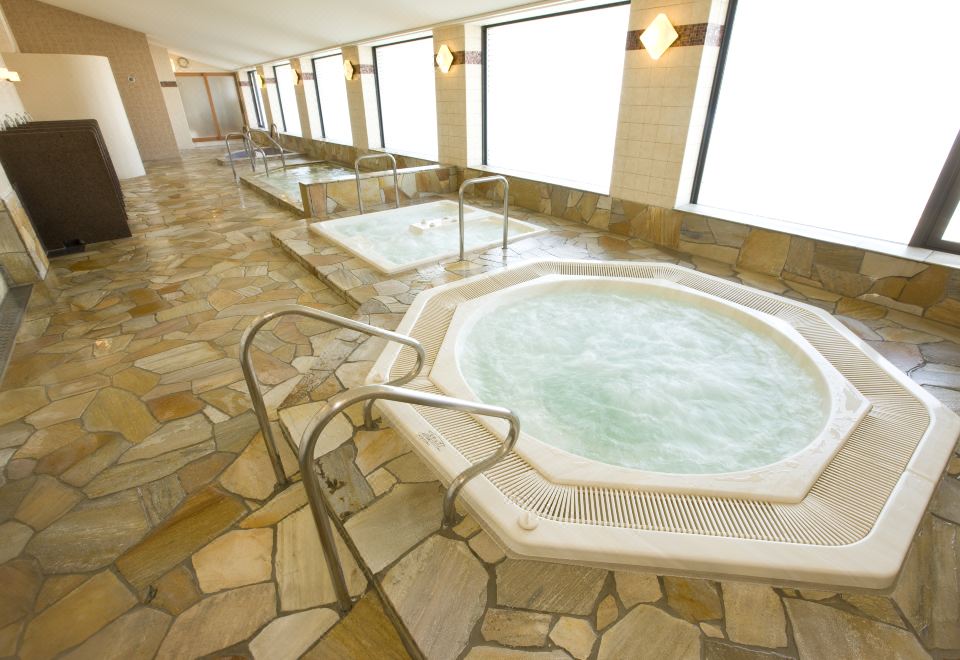 Okura Chiba HotelHotel Overview