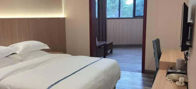 鸿鹄湾酒店(成都双流国际机场西南民族大学店)图片