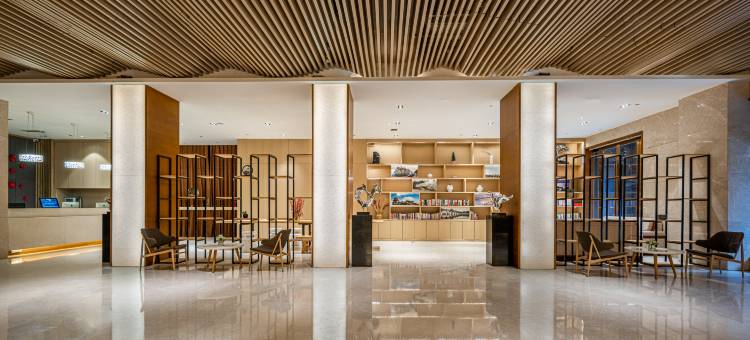 融景酒店(鸿恩寺森林公园店)图片