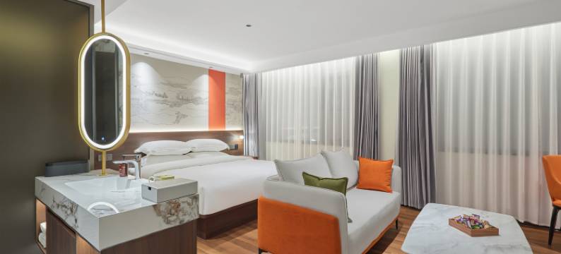 和悦酒店(光彩大世界火车站店)图片