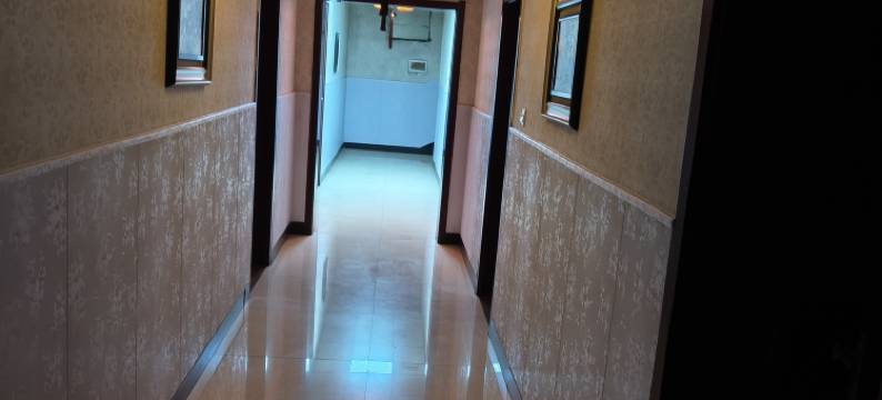 锦一宸商务酒店图片