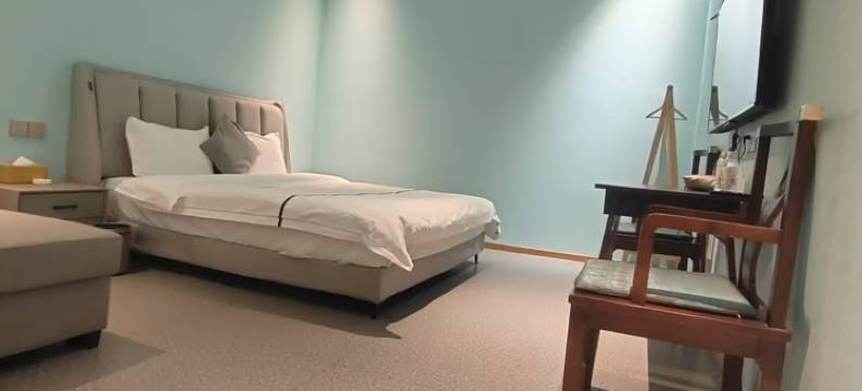 夜澜静民宿(遵义古城遵义航天高级中学店)图片