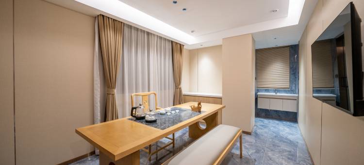 花筑·润和万庭江景民宿(潮人公园店)图片