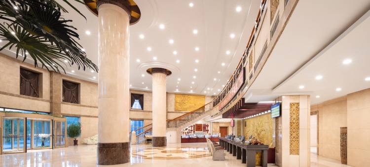 桓仁隆兴国际大酒店(音乐喷泉店)图片