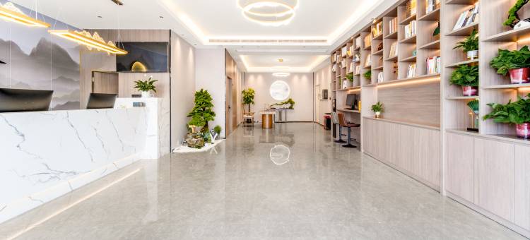 世曼酒店(江阴滨江要塞景区中山公园店)图片
