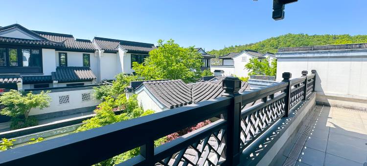 漫远·度假别墅(莫干山观云高尔夫庄园店)图片